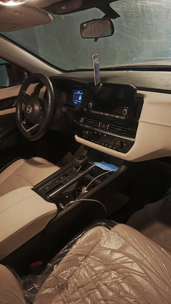 نيسان باثفايندر • ٢٠٢٣ • ٤٠٠٠٠ مايل