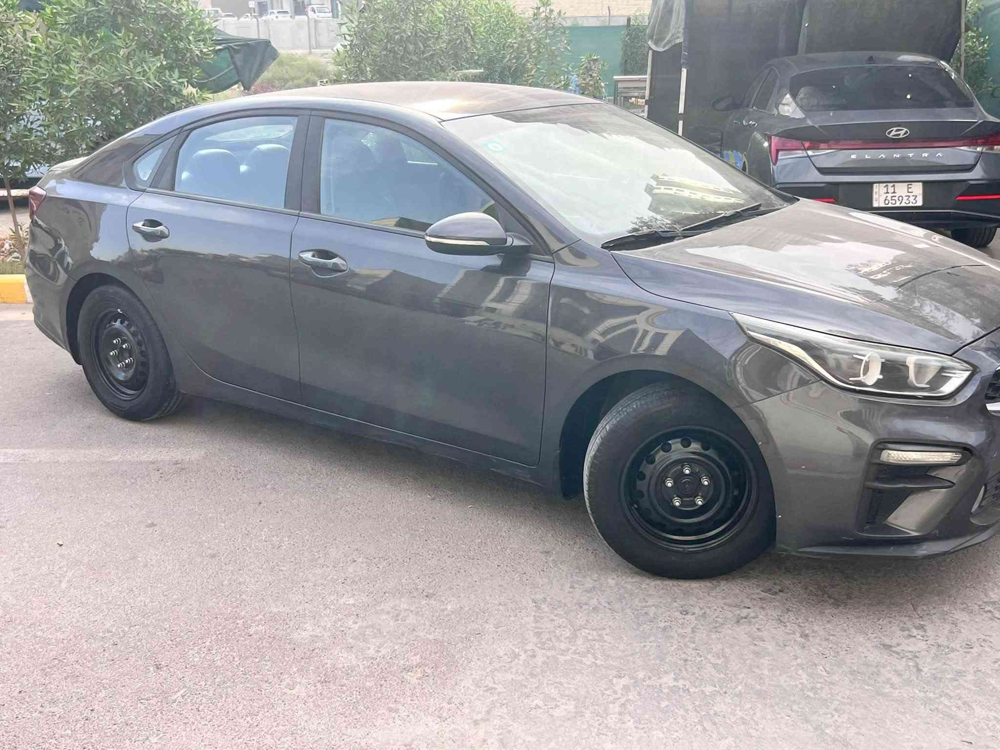 سلام عليكم سيراتو خليجي مديل ٢٠٢٠ مكينة ١٦٠٠ ماشية١٢٦ حقيقي شاشة كشنات جلد شاير بل مري كامرة خلفية حساسات خلفية رقم بغداد العنوان بغداد ***********
