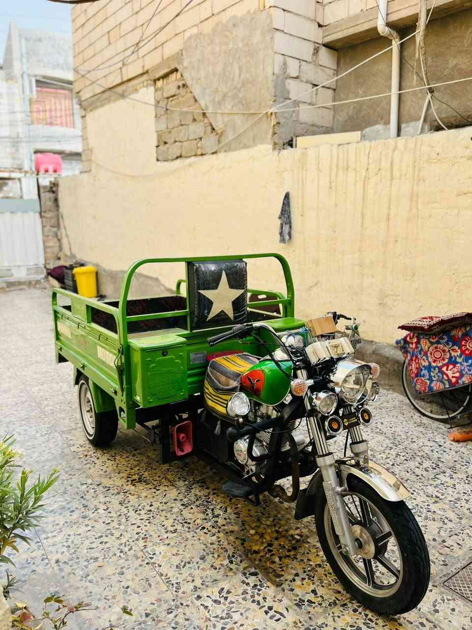 السلام عليكم ستوته للبيع مديل 23 شهر 7 رقم سنويه كربلاء نتهائا سنويه ب 2028 مكفوله كفاله عامه جاهزه من كلشي ماعايزه ولا برغي تجي وتشوف بعد احلى من الصوره السعر 2900 وبيهه مجال مكاني كربلاء حي العسكري قرب جامع المهدي يم سوك العابد هاذا رقمي ***********
