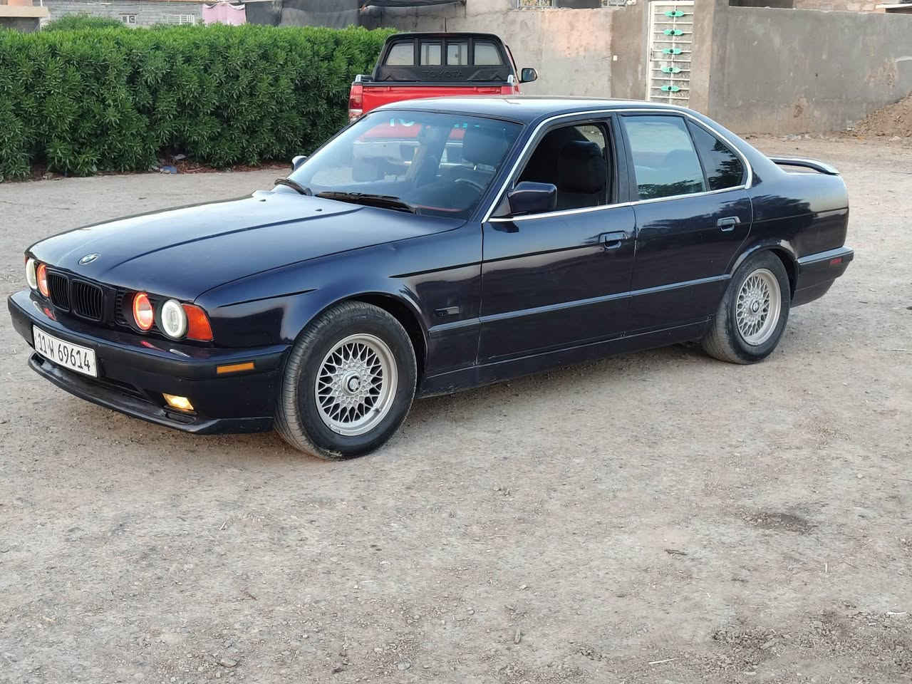 بي م دبليو 535 محدثة 525 موديل 1991 رقم بغداد محرك 6 مسكر تبريد قطعتين
مكفولة من الضربه سنوية جديدة بأسمي السعر 50 بيها مجال 

مكاني واسط ناحية شيخ سعد للاستفسار  ***********
