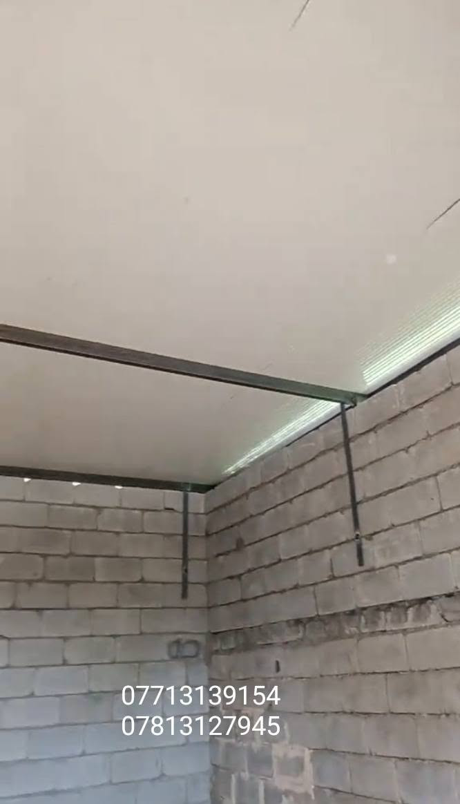 عمل سقف بيت المساحه 9 × 14 من الساندويج بنل سعر المتر كرسته وعمل  30 الف
وات ساب اسيا
***********
***********

نص مكتوب في الصور:
- *********** ***********
