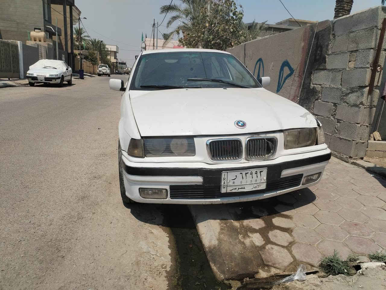 السلام عليكم للبيع بي ام صقر حجم ٣١٨ موديل ٩٢ رقم انبار سيارة حلوة مكينه ٤ سلندر مفتوح بيهة خربطة مثل تشتغل تك عايزه ترتيبات السعر ٤٠ وبيهة مجال  مكانه واسط الزبيدية ***********
@***********
السلام عليكم للبيع بي ام صقر حجم ٣١٨ موديل ٩٢ رقم انبار سيارة حلوة مكينه ٤ سلندر مفتوح بيهة خربطة مثل تشتغل تك عايزه ترتيبات السعر ٤٠ وبيهة مجال  مكانه واسط الزبيدية ***********
