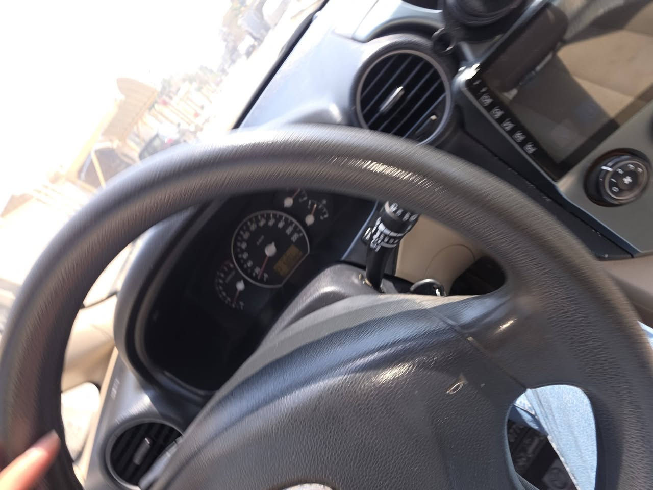 موديل ٢٠١١
مكينه ٢٠٠ دوش ٦راكب 
السعر ١١٣
***********
رقم ميسان
ومكان ميسان بسمي
