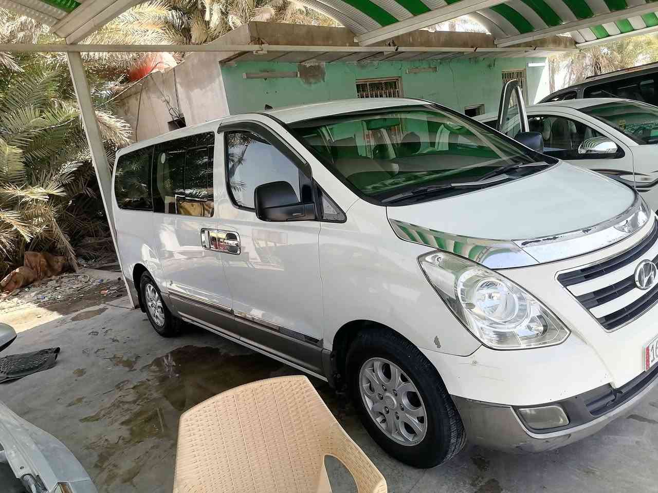 السلام عليكم
ستاركس مديل ٢٠١١ كفاله مكينه وكير واكسل وتبريد واصوليات كفاله بيه بارد بالجاملع الامامي قليل وملاحضلات بسيطه لا ضربه لا صبغ لا معجون دوشمه عام ارضيه وكشنات وتنته رقم قادسيه انكليزي ***********
السعر ١٥٥ وبيه مجال مكانه الدوانيه الحمزه
