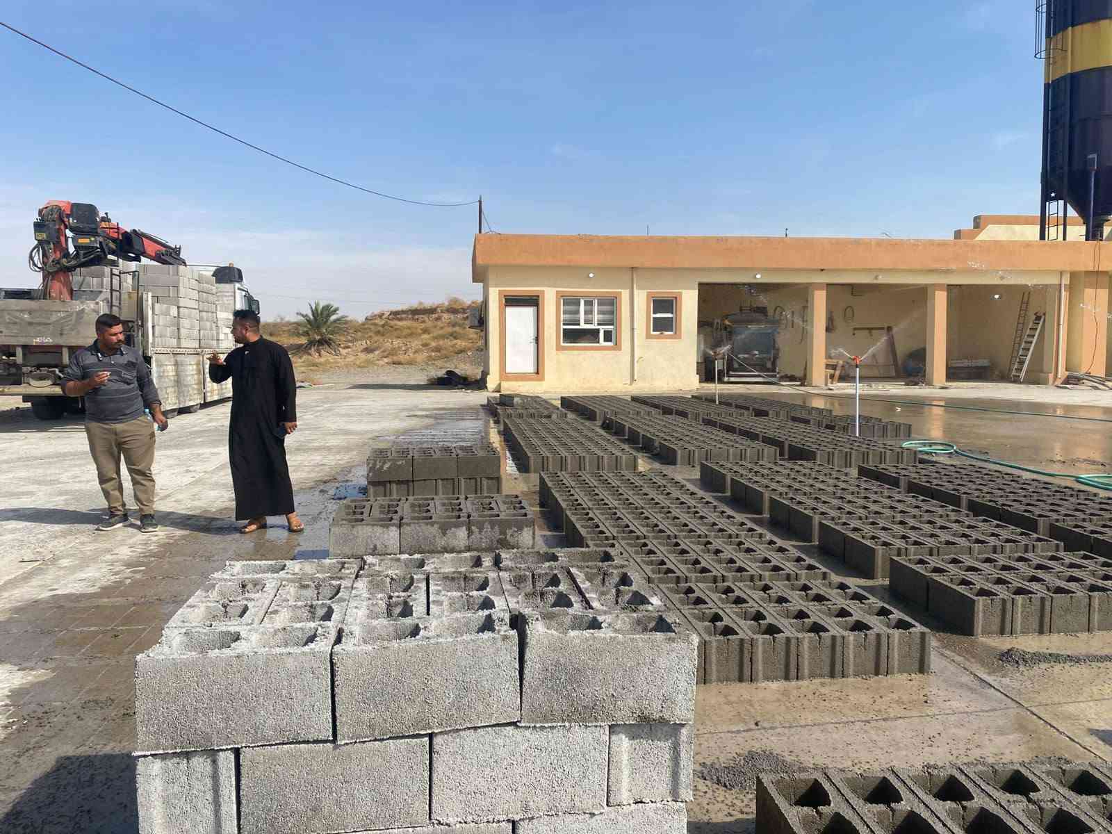 بلوك مجوف ومصمت • كميات كبيرة • توصيل للموقع