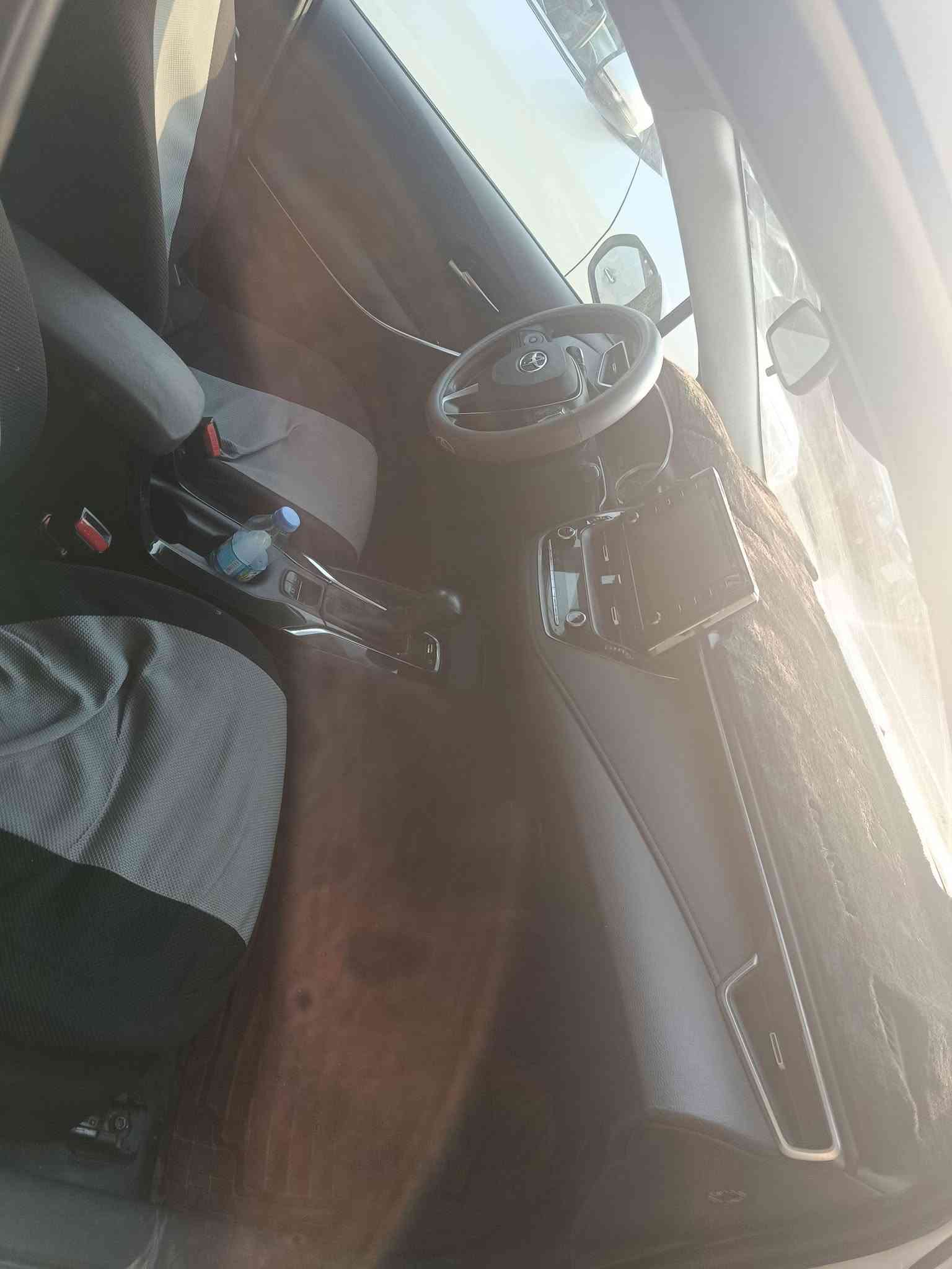 سلام عليكم كورلا هايبرت موديل 2023وارد خليجي سونار موجودة بل منشور كير محرك صدر جديد السعر 135وبيهة مجال الرقم ***********مكان ديالى جديده الشط
