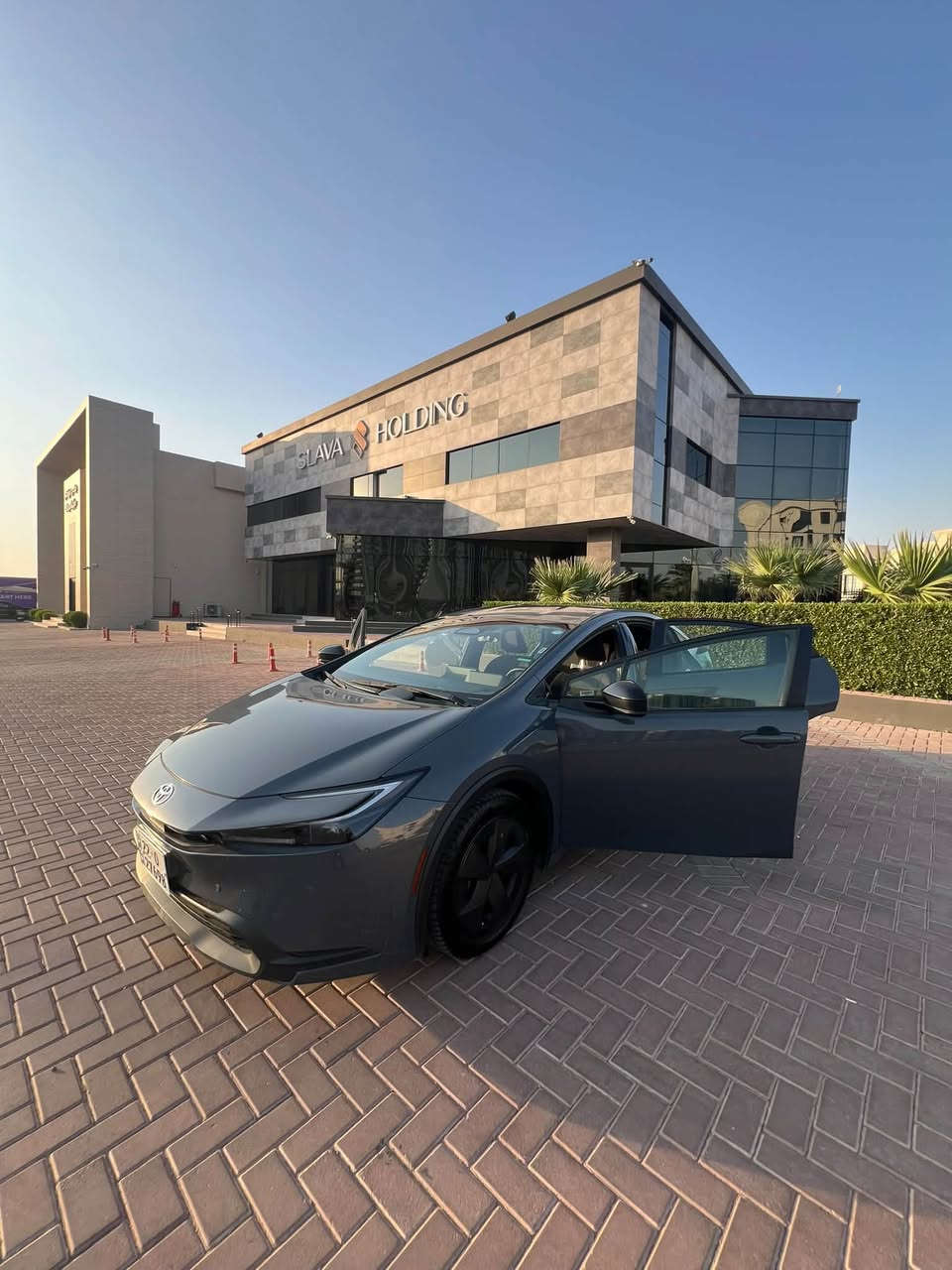 للبيع: تويوتا بريوس 2024 LE 🚗✨
الموديل: 2024
 الفئة: LE
 الصبغ: بدون صبغ (كفالة عامة)
 الملكية: باسمي مباشرة
 رقم الشاصي: موضح في الصورة المرفقة 📸
 الموقع: أربيل
للتواصل والاستفسار عبر الواتساب:
📱 ***********
