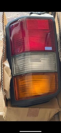 بك لايت • مسيوبيشي L300 • أصلي ياباني