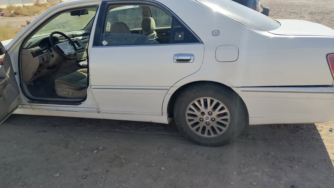 ملكه ادوات   السعر  20 ورقه. ***********
