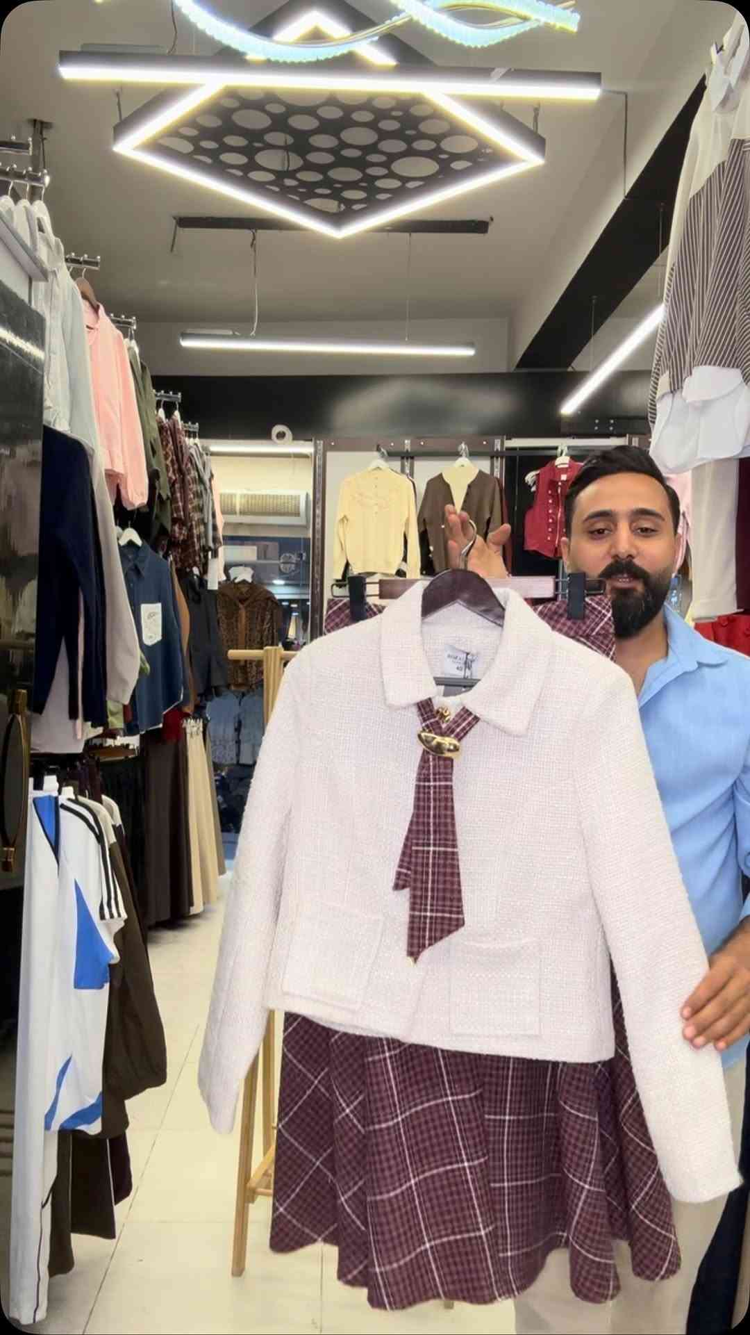 طقم ستره وتنوره • مقاسات ٤٠-٤٢-٤٤-٤٦-٤٨ • بابل المسيب