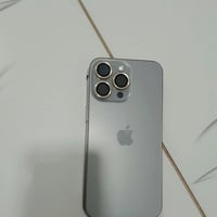 آيفون ١٥ برو ماكس • ٢٥٦ • بطارية ٨٥