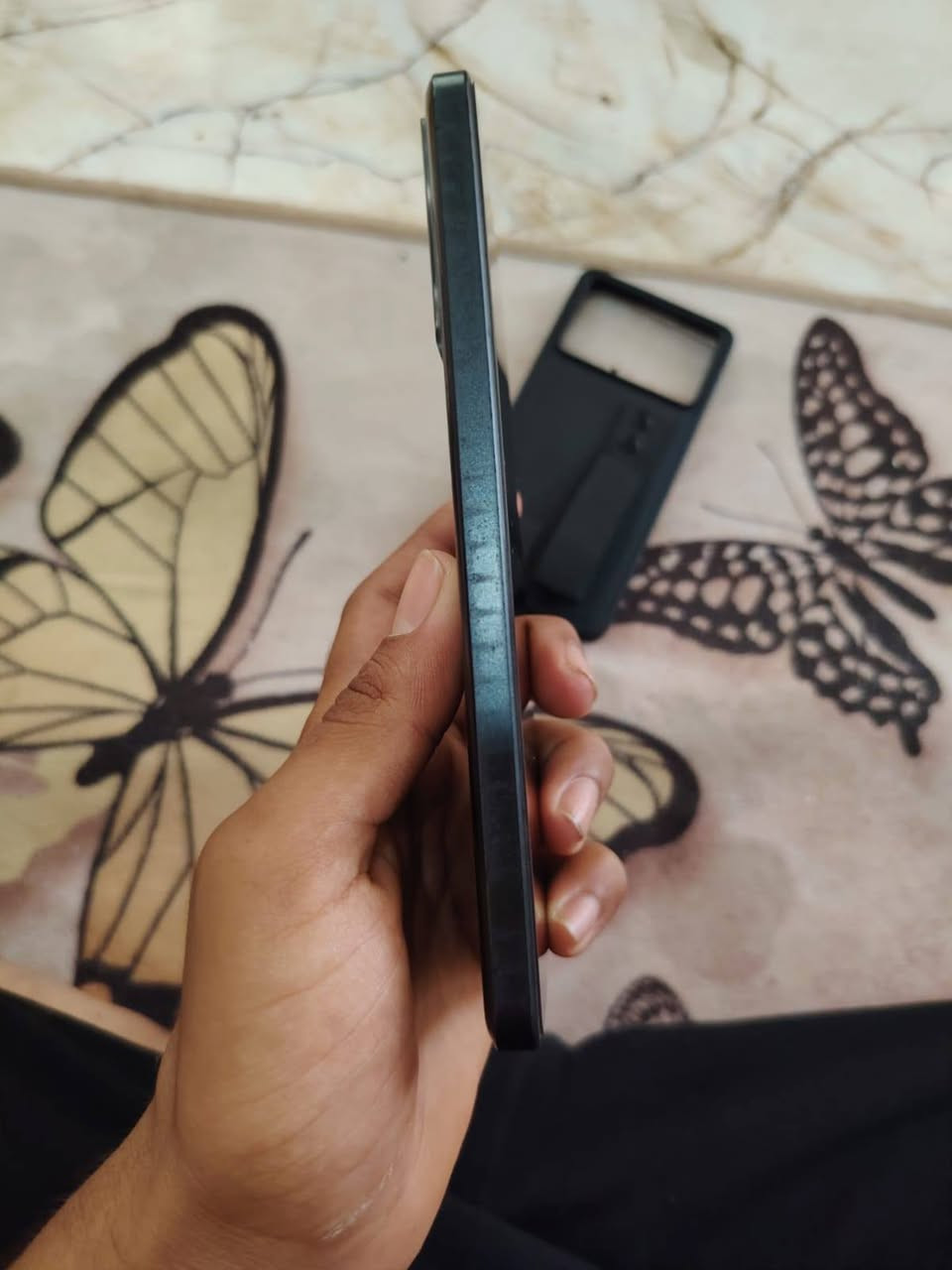 سلام عليكم 

جهاز POCO X6 Pro 5G تلفون ذاكره 512 عشوائي 12+12شاشه 120هرتز بطاريه 5000ملي امبير كامره 64 ميكه بكسل 120بوبجي  تلفون ما داخل مصلح ملحقات كامله ما عايزه ايي شي تلفون مكفول من كل شي 
سعر 325وبي مجال 
اتصال ***********
