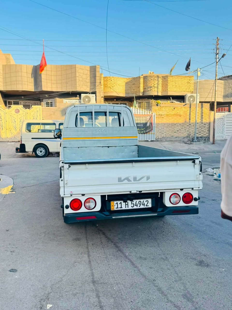 السلام عليكم كيا حمل للبيع موديل 2025  سياره كفاله عامه ماشيه ٥٣ سياره حلوه خير من الله مكاني بغداد جسر ديالى القديم الرقم لاستفسار *********** 

ملاحظه ماتواجد على فيس
