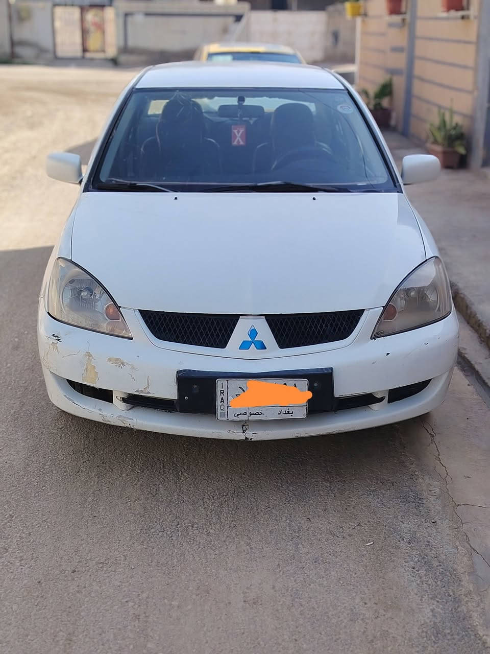 لانسر موديل ١١ مكينه كير شرط مكينه 2000 تبريد ثلج رقم بغداد  سنويه 28 شرط تحويل بسمنه بيه ثلاث قطع صبغ سيارت بعد احلى من الصور صدر جديد السعر 80 وبيه مجال استفسار على رقم *********** أو *********** مكان ديالى بعقوبه حي يرموك الثانيه

نص مكتوب في الصور:
- HONOR X9d