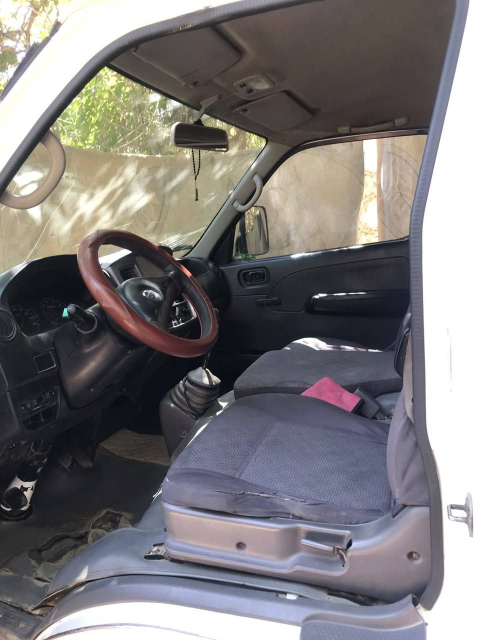 سلام عليكم للبيع نيسان🚙 🈶  مديل 2009سيارة كاملة من تخم تايرات حدادية محرك وكير مكفولات تبريد ثلج❄️  موقع سيارة كربلاء العطيشي قرب دفاع مدني 📍 رقم هاتف ***********
