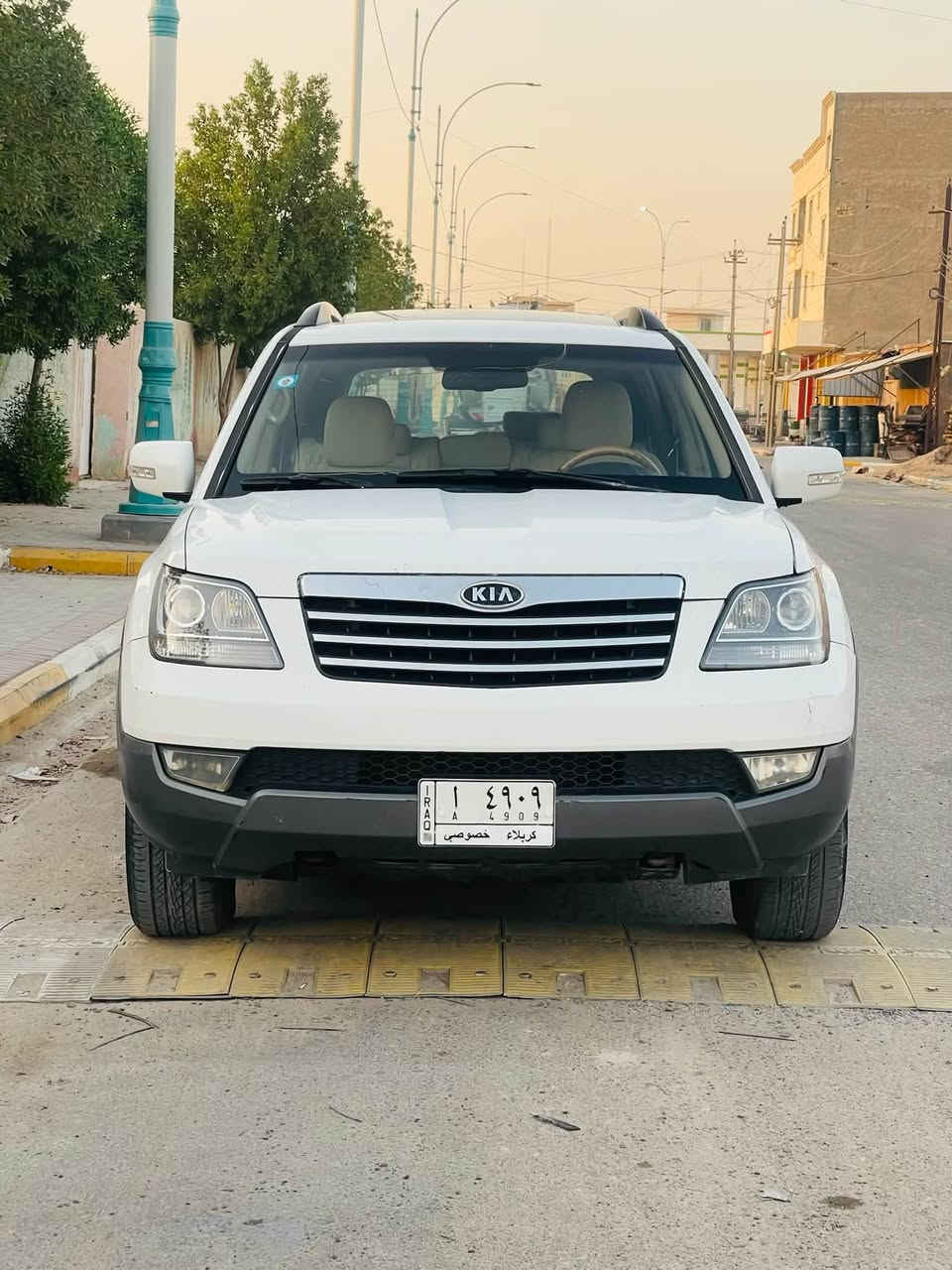 لسلام عليكم للبيع مهافي ٢٠١٢ خليجي مكفولة كفالة  سونارهة مرفق بالمنشور السياره جديدة وجاهزة محرك ٦سلندر جديد ما مفتوح كير تبريد حدادية السعر ١٣٣ وبيه مجال للاستفسار *********** المكان السماوة
