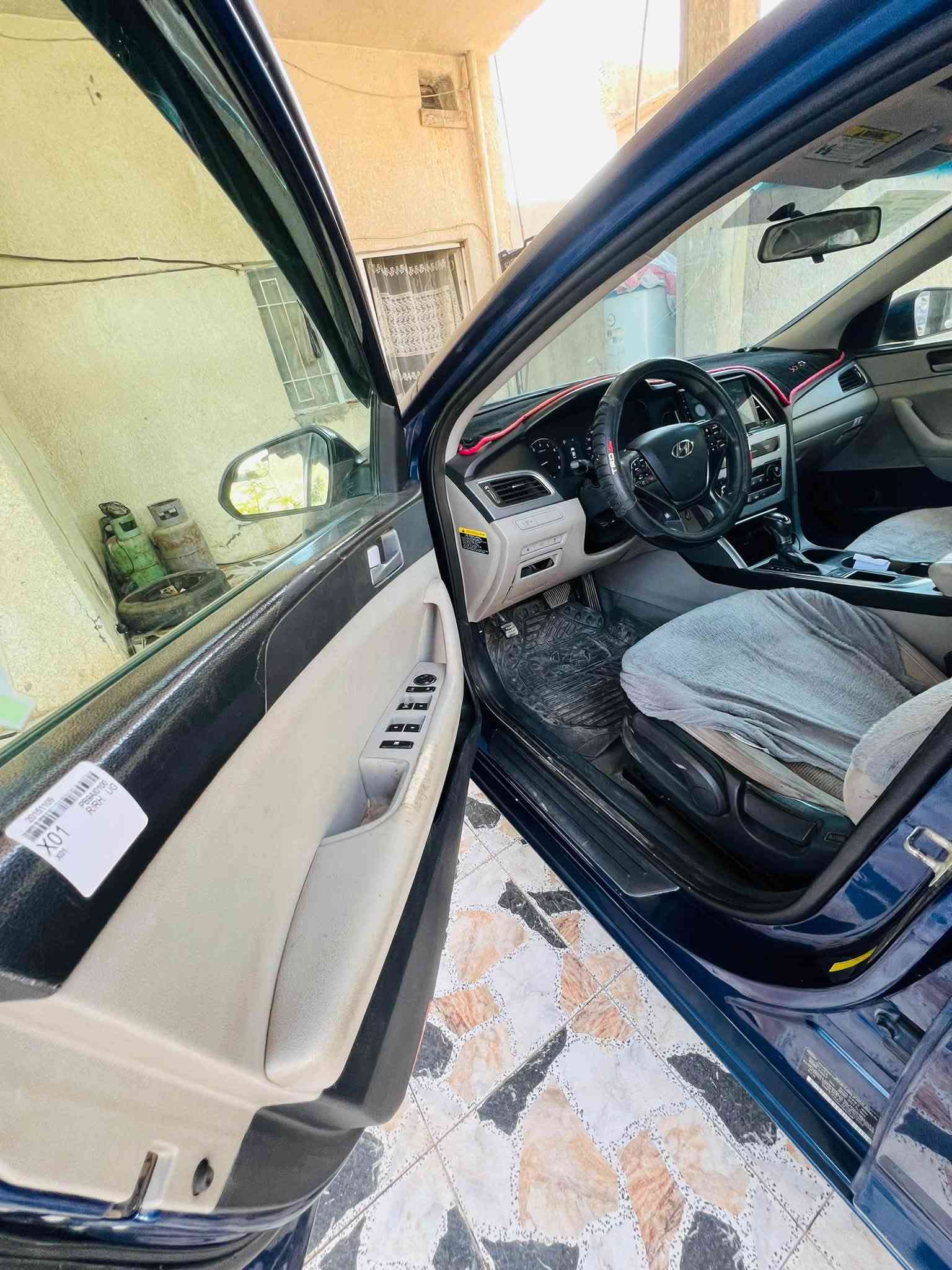 سوناتا موديل 15 وارد امريكي  محرك 2400 لايت زنيون عالي ناصي السياره نص فول عدا الفتحه والبصمه الصبغ قطعتين فقط بنيد وجاملوغ بدون دواخل تبريد ثلج ❄️ مكان السياره ديالى الخالص قرب الجنسيه سعرها 115وبيها مجال الاتصال على الرقم *********** او ***********
