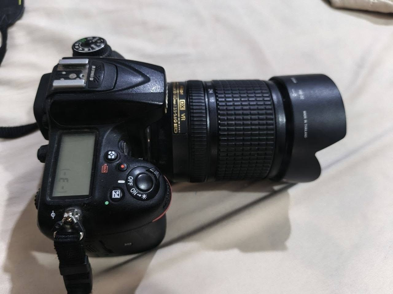🟡للبيع كامره nikon 7200
الباب الاول ⚠️

مع عدسه  ١٨_١٤٠ 

كل ملحقاتها موجوده

 شاحنه +بطاريه+ جلاتين +قبقات +كارتونه 

مكان بابل

 السعر تواصل مع صاحب الكامره سجاد العزاوي 

او الاتصال على الرقم 

***********
