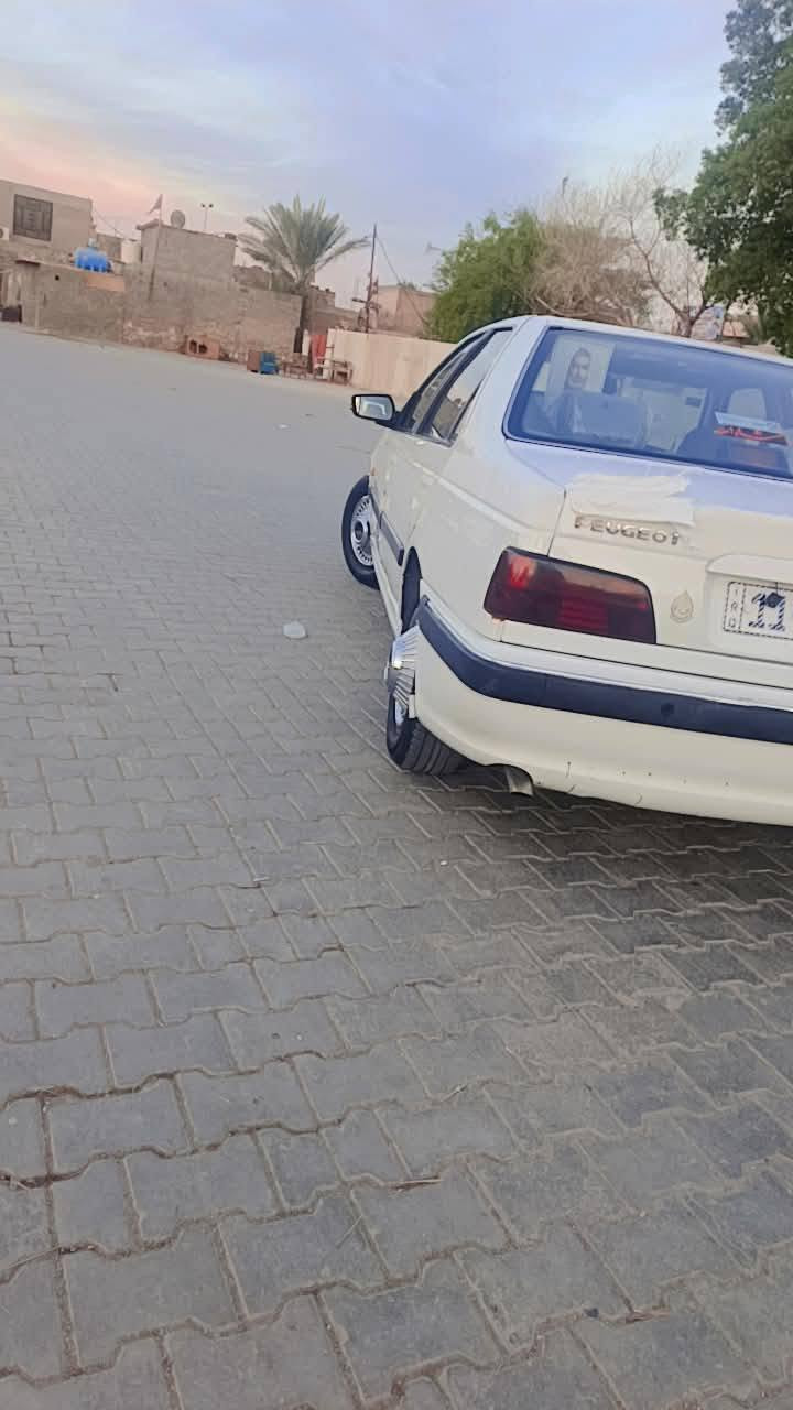 سلام عليكم عندي بيجو باص ١٧ البيع 
مكينه كير خير من الله مكينه فرنسي
تبريد خير من الله ثلج 
تخم تاير صدر ٨٠ بل ١٠٠ منظومه غاز
سياره كفاله السياره بيها طخات
رقم بغداد باسمي احول لك ثاني يوم 
السعر 57 وبيها مجال مكان بغداد
كماليه رقم الهاتف ,***********
ما متواجد على الفيس ورجاء الشراي يخابر
