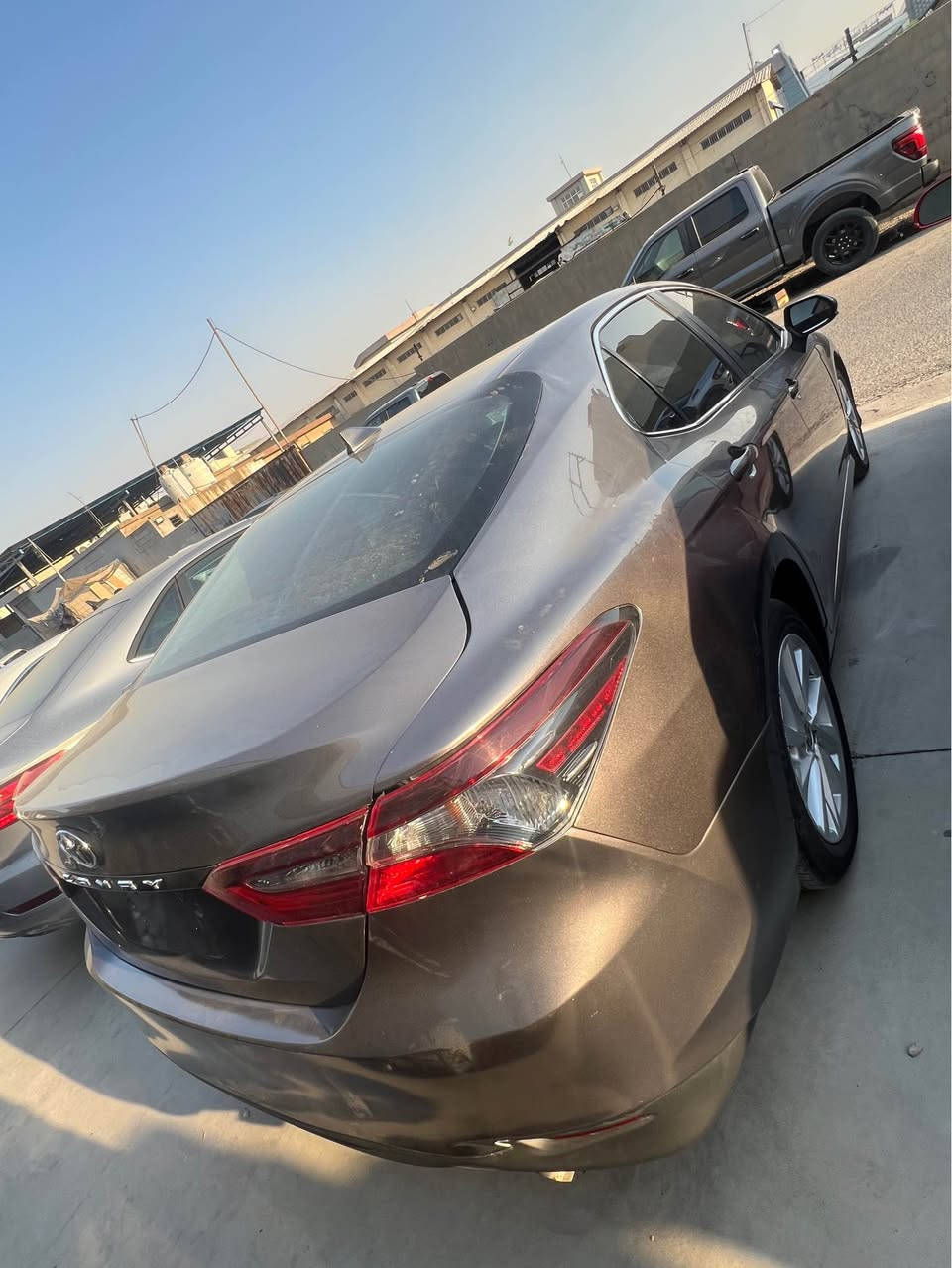 Toyota camre 2024 LE 
سياره زور خاوينه بيش كه بسه بي داخليه 3 قطعة ي بشته وه صبخه بي ايرباكه بشرتي رقم هه مو شوينكي بشرته مشتري بيوندي بكه به واتساب 
*********** واتساب فقد اكر, نينوى
