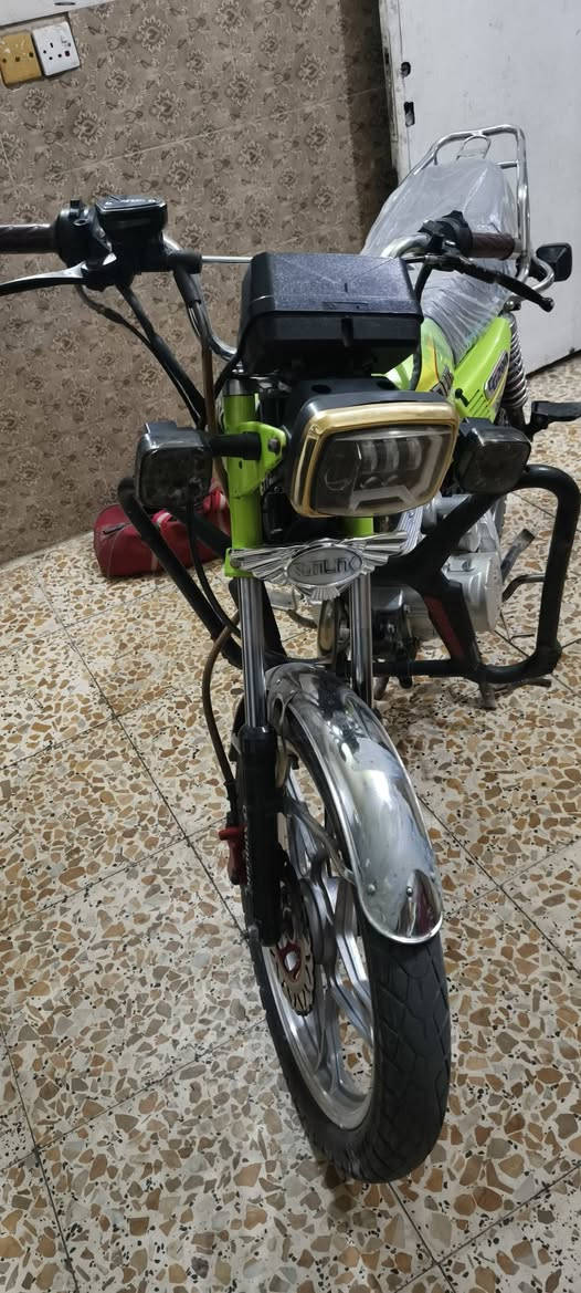 سلام عليكم دراجه سيبي F
مكينه 200دراجه نضيفه موديل 2024 اي نقوص مابيه
مكينته مامفتوحه لا فيلس ولا شي
بيه صالنصه رياضي اشاير شغاله كهرباياته كله شغاله
دبل ستان دراجه مامتعوبه سعر 750وبيه مجال لطيبين
لمو شراي لا تصل ويتعبني
مكاني بغداد الغزاليه رقمي ***********
