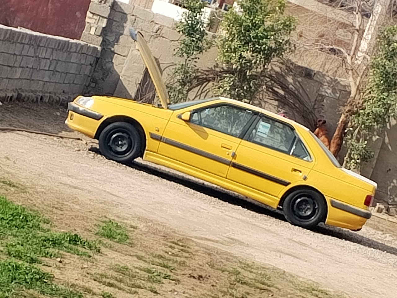 ,سلام عليكم اخوان اعاده نشر بسبب الوعود الكاذبه بيجو بارس 2015 رقم واسط انكليزي مداور ثاني يوم محرك كير كفاله كهربائيات شغاله البدي بي الجاملغ لايمن هلا ل فقط تصليح وجاملغ خلفي لايسر بارد باتري جديد تخم تاير صار سبوع من شاده صدر سبعين بل ميه مصفره هيئ ومرور مداور ثاني يوم سعر (35)بيها مجال لطيبين لاستفسار ***********
