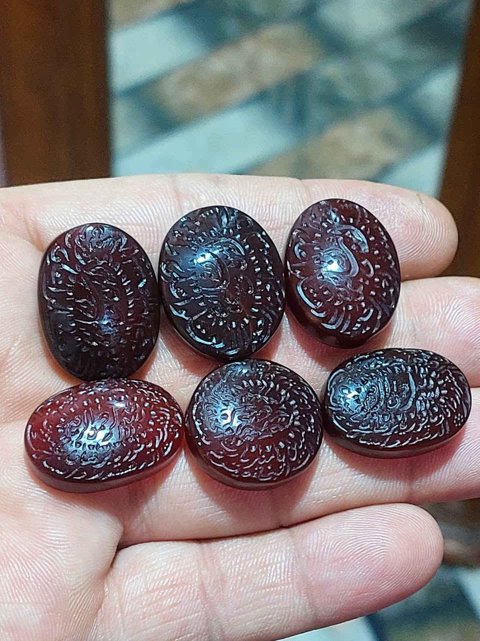 #يا #الله   عقيق يماني احمر  كرز 🍒 الكرز طبيعي 100بل 100 النخبه الاولى يباع يماني بالذمه منقوش حرز سيد علي القاضي 3منهن وتلاثه منهن حرز الجواد منقوش كلمن بيومه وساعته ***********☎️👉�     60 الف قفل يباع يماني بالذمه طبيعي 
👇👇👇👇👇👇👇👇👇

#فوائد #حرز #الجواد 👉

1يقيكم من افات الدنيا وشر البلاء باذن الله 

2 يقيكم حرز وحفظ عظيم من شر اشرار الدنيا

3 يبعد الحزن  واليئس والحالات النفسيه   ويسر. الامور بالبيع وشراء  او الامور العامه 

4 يهلك السحر والعين والحسد والمس  لي حامله 

5وقايه درع محصن من الجن السيئ والشياطين  لي حامله 

6 ينفع الهيبة والقبول وتحسين الأداء الدارسي وحل المشكلات كما يرى البعض ان له فوائد تتعلق بالدراسه  يحفظ من الفقر 6والامراض والكوارث  لي حامله 

7 ويساعد على حل مشاكل  على الخوف والوسواس ويعطي 7الطمأنينه  بالكلام  وينقي القلب بالوفاء  لي حامله   

واني مجربه على العقيق اليماني بي كوارث لي حمله اذا كان  وملتزم دينيهن🤲🤲🤲🤲🤲  

👇👇🌴🌴🌴🌴👇👇👇👇👇👇👇👇👇👇👇

 #فوائد حرز سيد علي القاضي الاكنز عضيم من اسرار الروحانيه  معروف اذا ينقش على العقيق الاحمر شنو الا من تثير عن  سيد علي القاضي من فوأئده 

1حمايه من جميع الاسحار والتوابع والقرين السيئ  

2 جلب الرزق والبركة للي حامله وخاصه بالبيع وشراء 

3 يهزم مردت الجن والشياطين للي حامله 

4 ينفع لمقابلة السلاطين ودخول على الحكام والتغلب على والاعداء.   *********** ☎️📞👈👉 سعر 100 الف 👉

5 يكون حامله لا يغشى خوف من جميع الانس والجن والاعداء

6  ينفع للحمبه والموده والوجاهه ويكون مهيوب امام الجن والانس

  جزء من فوائد حرز سيد علي القاضي 

 #فوائد #العقيق اليماني #عن #رسول #الله #محمد #وهل #بيته #الكرام 

عن الامام علي بن موسى الرضا عليه السلام عن ابائه عليهم السلام قال رسول الله عليه واله ) تختموا بالعقيق اليماني فانه لا يصيب احدكم غم ما دام ذلك عليه  🤲عن النبي محمد صلى الله  عليه واله وسلم انه قال تختموا بالعقيق فانه ينفي الفقر و اليمنى احق بالزينة تعدل وعنه عليه السلام قال صلاة ركعتين بفص تعدل الف ركعة بغيره🤲 شكا رجل الى النبي (ص) انه قطع عليه الطريق فقال هلا تختمتربالعقيق فانه يحرس  من كل سوء

🤲عن الحسين بن علي عليهما السلام قال  لي رسول الله  صلى الله عليه واله وسلم  يابني تختم بالعقيق واليواقيت والعقيق فانه ميمون مبارك وكلما نظر الرجل فيه الي وجهه يزيد نورا و الصلاة فيه سبعون صلاه( 🤲)ويوجد كثير من الروايات عن علي بن ابي طالب… علميا ان حجر العقيق توجد بيه ترددات مشابه بترددات الخلايا المخيه الخاصه بالتركيز  وفي كثير من الفوائد للأنسان لخلايا الدم وعدم النسيان وتركيز البال ويعطي اوكسجين لخلايا الدم بالهدوء وراحت البال 🤲  عن الصادق عليه السلام  شكا رجل اليه   يوصي بالعقيق اليماني يمحي الفقر وجلب الرزق وتسهيل الآمور بالتجاره   

مختصون ومتمكنون بجميع الاحجار المروحنه والطاقه  وخبير بالاحجار المروحنه والطاقه #باذن الله 👉✌️
