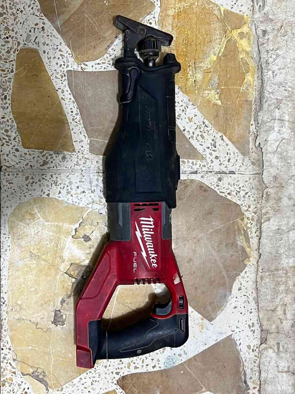 للبيع اعله سعر ابيع
***********
