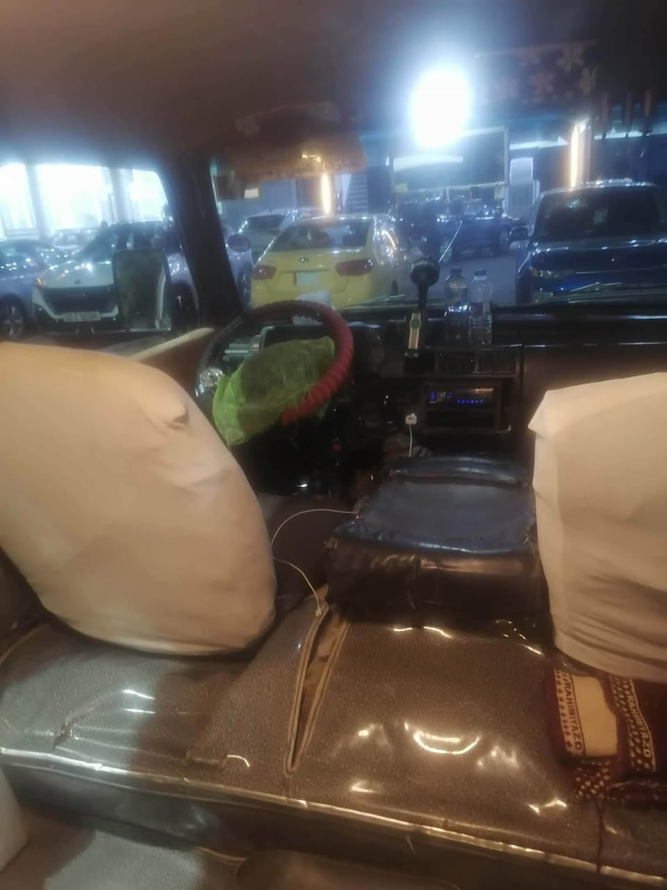 آسيا ٩٦ بغداد انكليزي بسمي مصفرة هيئة ومرور تخم تاير دواخل جديدة مكينة كير اكسل كفالة كهربائيات كلهة شغالة تريد وكالة تريد تحويل رقم الشاصي ممسوح بس البليتة موجودة باتري جديد وسلف جديد  مكاني ديالئ بعقوبة ***********.  وسعر ٥٠ بيها مجال ￼
