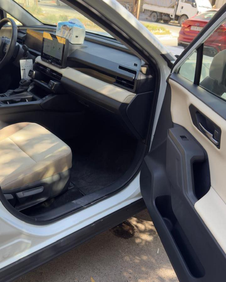زيرو تويوتا RAV4 موديل 2026 
فئة XLE | SAS السيارة 
ارخص من الشركة هواي دا نبيع لضرف ونزلنا سعرها

زيرو فقط – للبيع وكالة
سيارة جديدة وغير مستخدمة

ضمان تويوتا العراق – شركة ساس (SAS)
🔧 صيانة مجانية مع تبديلات دهن

السيارة مطلوبة للمصرف وتباع فقط عن طريق الوكالة
🔹 استقطاع إلكتروني من الماستر
🔹 مدفوع عليها تأمين ضد:
▪️ السرقة
▪️ الحريق
▪️ وفاة صاحب السيارة

فول مواصفات XLE 

بصمة تشغيل
بصمة أبواب / دخول ذكي
كرسي السائق كهربائي
فول تحكم بالستيرن
شاشة كاميرا
حساسات أمامية وخلفية
مرايات طي
ويل حجم 18
لايت زينون صندوق كهرباء
وغيرها من المواصفات

🟥 سعرها سوي تعليق تصلك رسالة 

رقم هاتف ***********

