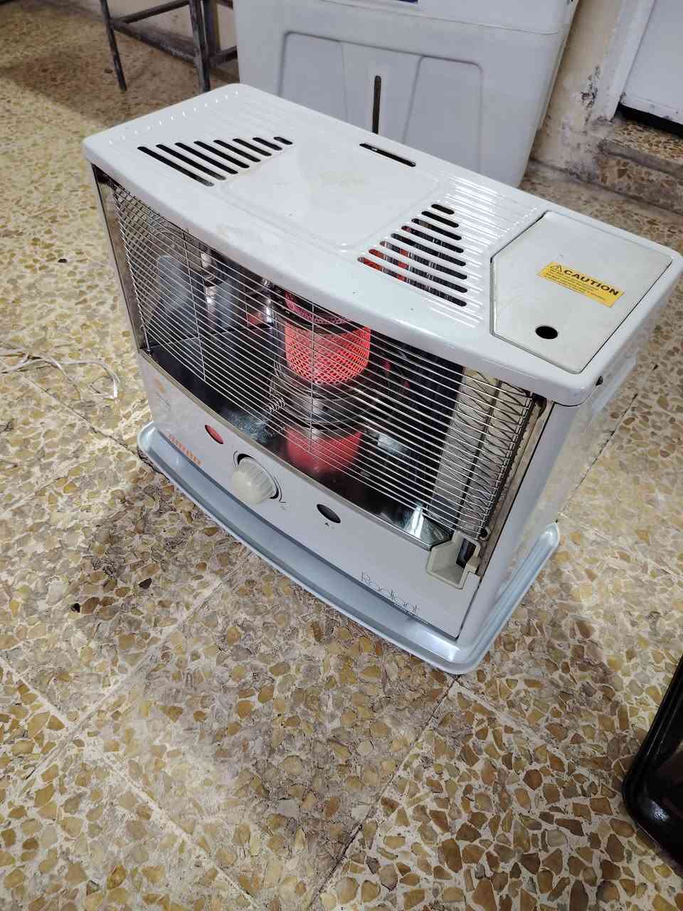 صوبات العدد ٢ نوع توربو تيتومي ياباني الأصلي شرط ريحه دخان غاز ترجع سعر الوحده ١١٥ الف من الاخير شاري اتصل ☎️  عنوان جانب الايمن *********** ***********
