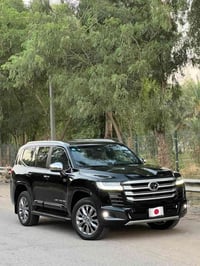 لاندكروزر VXR • ٢٠٢٦ • هايبرد