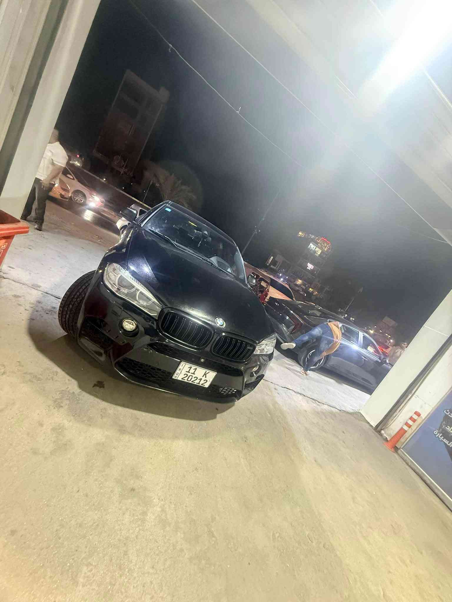 للبيع بي ام X6 موديل2018 لمتد
  فول مواصفات للبيع العنوان بغداد الدورة 
رقم بغداد تحويل مباشر    السعر 310. 
للاستفسار الاتصال ***********
