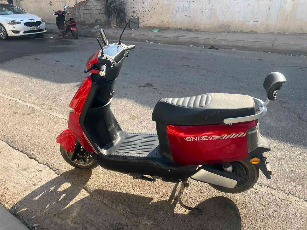 @إشارة السلام عليكم دراجة شحن للبيع  زيرو وصل الشراء موجود سعرها ٦٠٠  وبيها مجال قليل قليل موصفاتها 
٦ بطاريات كبار 
٤ سرع 
نضام p
نضام R
بريكات امامي خلفي 
لايت زنون
اشاير يمنة يسرة 
دبل إشارة 
جهاز مانع سرقة 
 استخدام  قليل  وصل الشراء مالتها موجود 
مكاني الفلوجة  رقمي
***********
