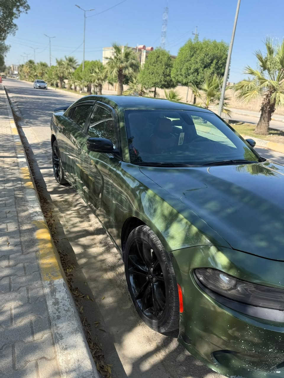 جارجر ٢٠١٨ sxt 
ماشية ١٥٠ الف كيلو 
حادثها  قطعتين   وصور موجوده  واجه الجاملغ الي بجهه السايق مصبوغ  بدون معجون 
سياره رقم بغداد بأسمي 
سعرها ١٦٨ $
***********
مكاني بابل
