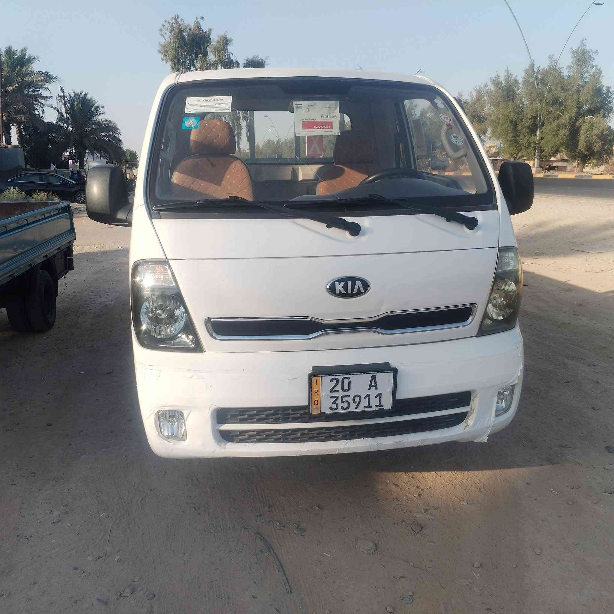 ٢٠١٤ مفوله فقط باب سايق بي صبغ والباقي كفاله عامه سعر ٩٠ سياره تبريد ثلج مكاني ديالئ ***********
