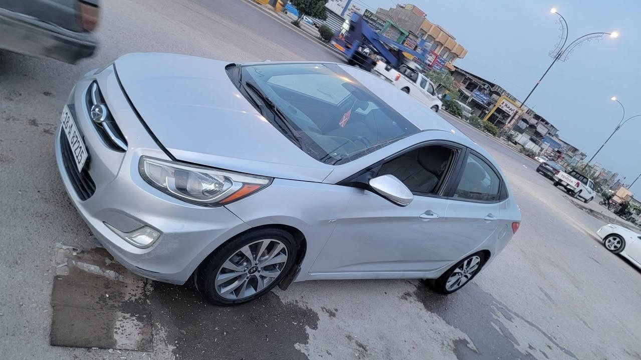 اكسنت وارد امريكي 2016 بيها صبغ 3قطع جاملغات خلفيه وقبق جنطه بدون حادث قوي رقم بابل سنويه جديده محرك 1600 كير محرك تبريد تخم تاير جديد سعر85 مكان نجف *********** او ***********
