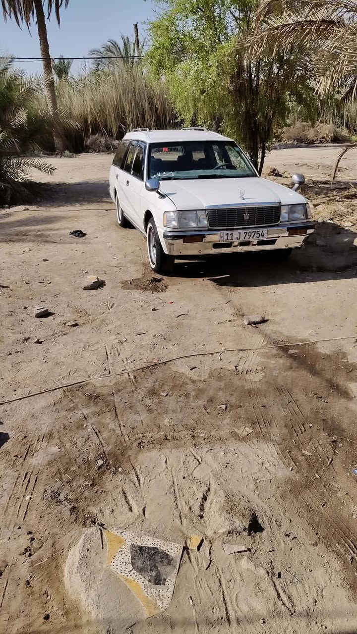 سلام عليكم سياره للبيع
ارنب استيشن 
سياره نضيفه 
محرك ففتي 2ونص 
سياره جاهزه 
السعر 65 وبيها مجال للطيبين 
تحويل ثاني يوم رقم انكليزي 
رقمها بغداد  
مكان السياره  ناصريه مركز 
رقم راعيها 

***********
