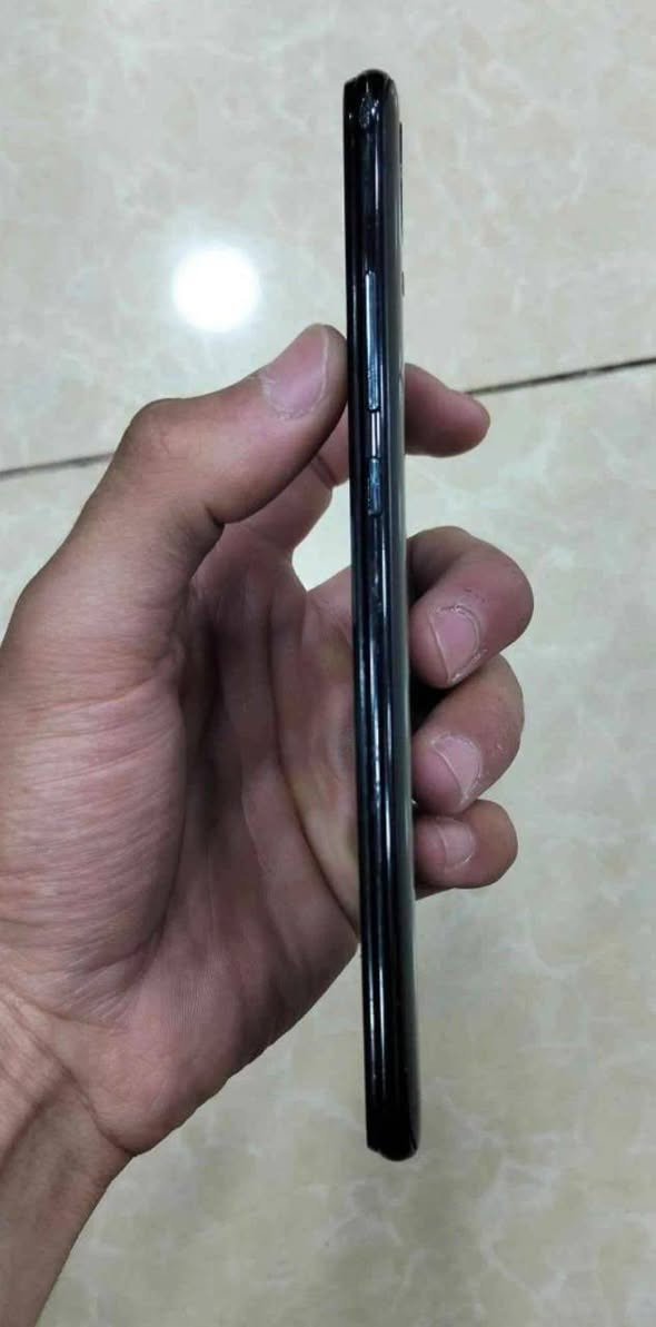 هواوي 2019 y9 للبيع مبدل شاشه اصليه فقط نظيف 95% جاهز للاستخدام خالي من اي عطل ذاكره 64 السعر 85 مجال بسيط للشراي ويوجد خدمه توصيل للتواصل واتساب فقط ***********
