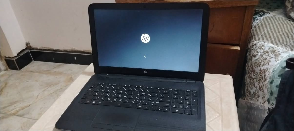 السلام عليكم ورحمة ألله وبركاته
لابتوب hp يعمل بصورة جيدة مطلوب سعر 150 الف وبيها مجال التواصل على الرقم ***********

ومتواجد على فيس بوك
