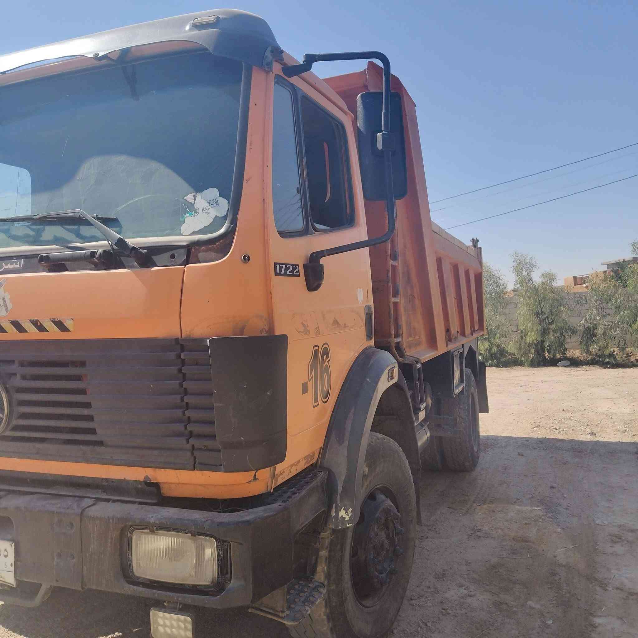 السلام عليكم كرواتي موديل 92 محرك 6 محسن كير 6 وفقصة شاصي فرنسي ورك 3٫5 دبل اكسن السيارة بلادية من الشركة/ الاستفسار// ***********/ او واتساب/ ***********
