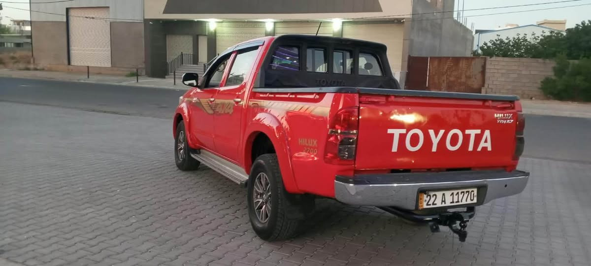 Toyota Hilux 2013

تويوتا هايلوكس ٢٠١٣ ئوتوماتيك 

وكالة خليجية شركة سيد نهرو

سعر 185بيةمجال 

مكينة ٤سلندر حجم ٢.٧لتر تنفس طبيعي

ماشية 200كيلومتر و بحالة ممتازة 

السيارة بدون صبغ و مكفولة جديدة بعد

بية ثلاث مكانات تعديل بارد BDR

السيارة كلش حلوة و نظيفة 

السيارة رقم أربيل الدولي سنوية جديدة

مكفولة من كير و محرك و كهربائيات

و ب سعر(185)ورقة و بيها مجال

مكان السيارةكركوك

*********** كركوك, العراق

