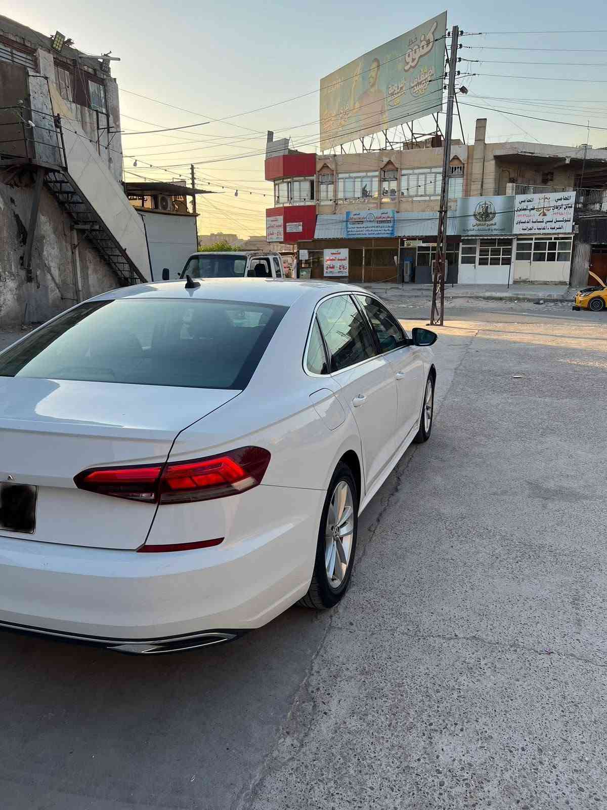 سلام عليكم باسات للبيع2020
محرك 2000تيربو 78ml
فول موصفات ماعدا الفتحه 
تشغل بصمه أبواب بصمه 
رادارات امامي وخلفي وجانبي
تدفئه كشنات 
رقم بغداد 
حادث بنيد وجاملغ صبغ اربع قطع 
مكان بغداد

واتساب ***********
