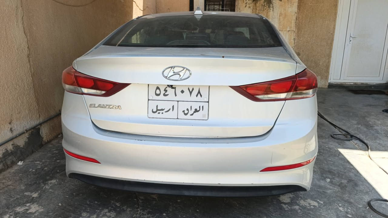 السلام عليكم ورحمه الله وبركاته
‏للبيع فقط بدون مراوس
‏النترا موديل 2017 وارد امريكا 
‏رقم أربيل باسمي 
‏حادث أمريكا قبغ جنطة مبدل 
‏بالعراق صار بيها شخط مال ستوتة الجاملغ وباب السايق والباب خلف السايق صار بيهن صبغ على كد الشخط
‏الجاملغ الأمامي عكس السايق بي طخة موضحة بالصور 
‏الهلال الخلفي بي كرشة خفيفة موضحة بالصور 
‏الدوسة بيها طعجة وهم موضحة بالصور 
‏إضافة إلى كم رصعة موضحهن بالصور 
‏مكان السيارة الفلوجة 
‏السعر 96 
‏***********
‏
