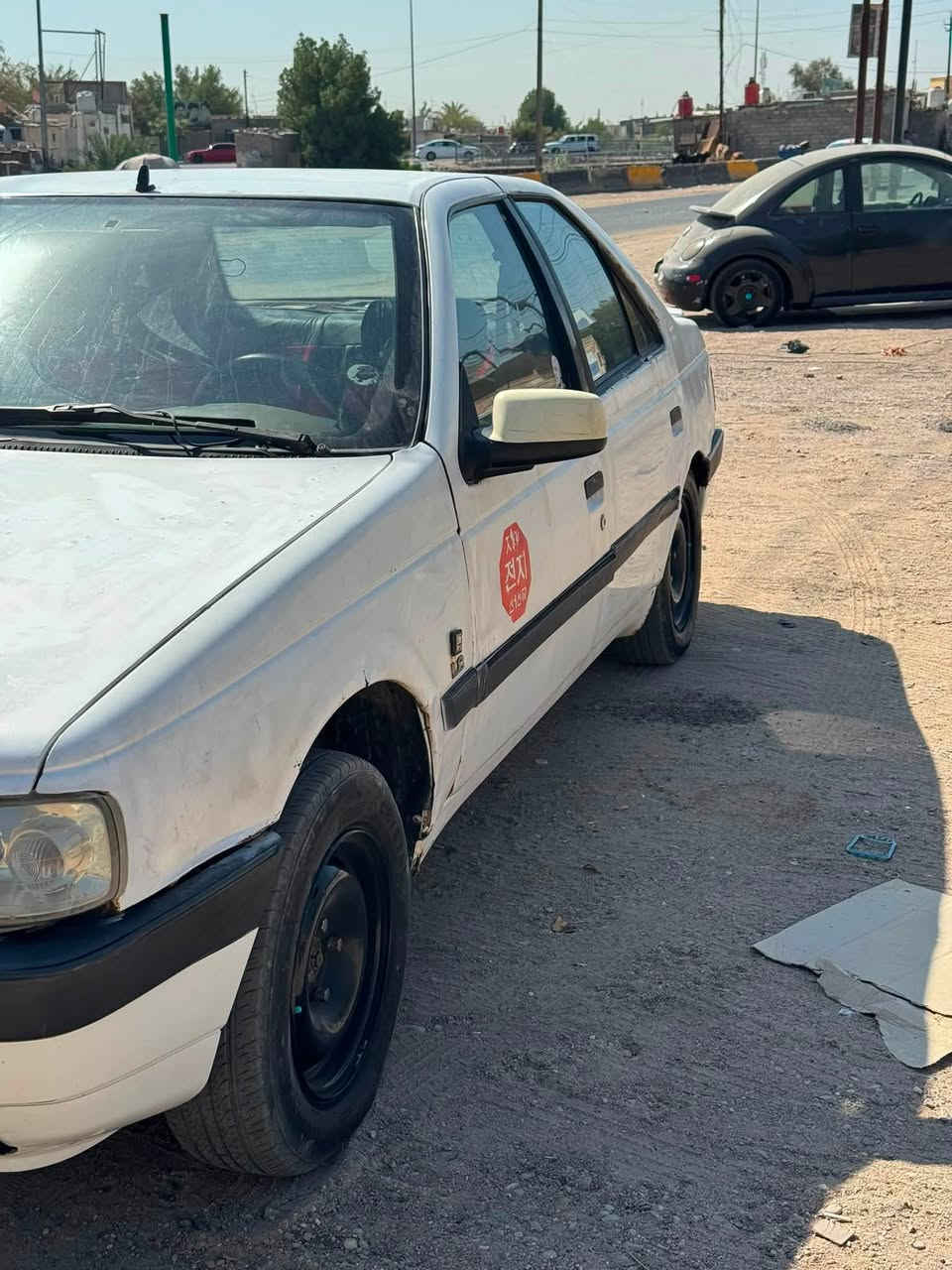 السلام عليكم 
للبيع بيجو 405 مديل 14 سيارة ب اسمي سنويه لل (2031). كير ومكينه خير من الله لا تنقيص ولا تبخير تبيرد شغال البدي اكفلك بس ضربه قويه أما البقيه شوف العين بيهه خياسات .
السعر (29)وبيهه مجال 
رقم الهاتف (***********)متواجد واتساب واتصال فقط
العنوان:البصرة شط العرب الجزيرة.
