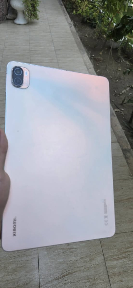 تاب شاومي يشغل ببجي فائقه٦٠ فريم معالج سناب دراجون مفيد للالعاب والدراسه بطاريه الجهاز ٨٧٥٠ شاشه ١١ انج ذاكره٢٥٦  الجهاز ملحقاته كامله الكارتونه والشاحنه والكفر وبعد بي هواي مواصفات للاستفسار *********** مكاني بابل حله  سعر الجهاز فقط ٣٢٠ الف
