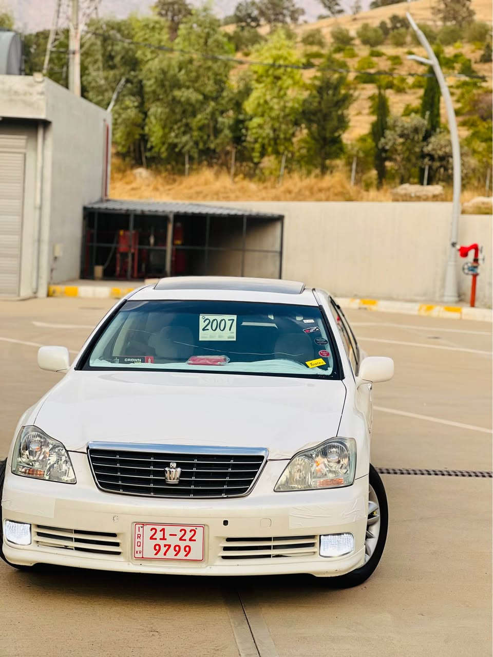كراون • ٢٠٠٧ • فتحة سقف