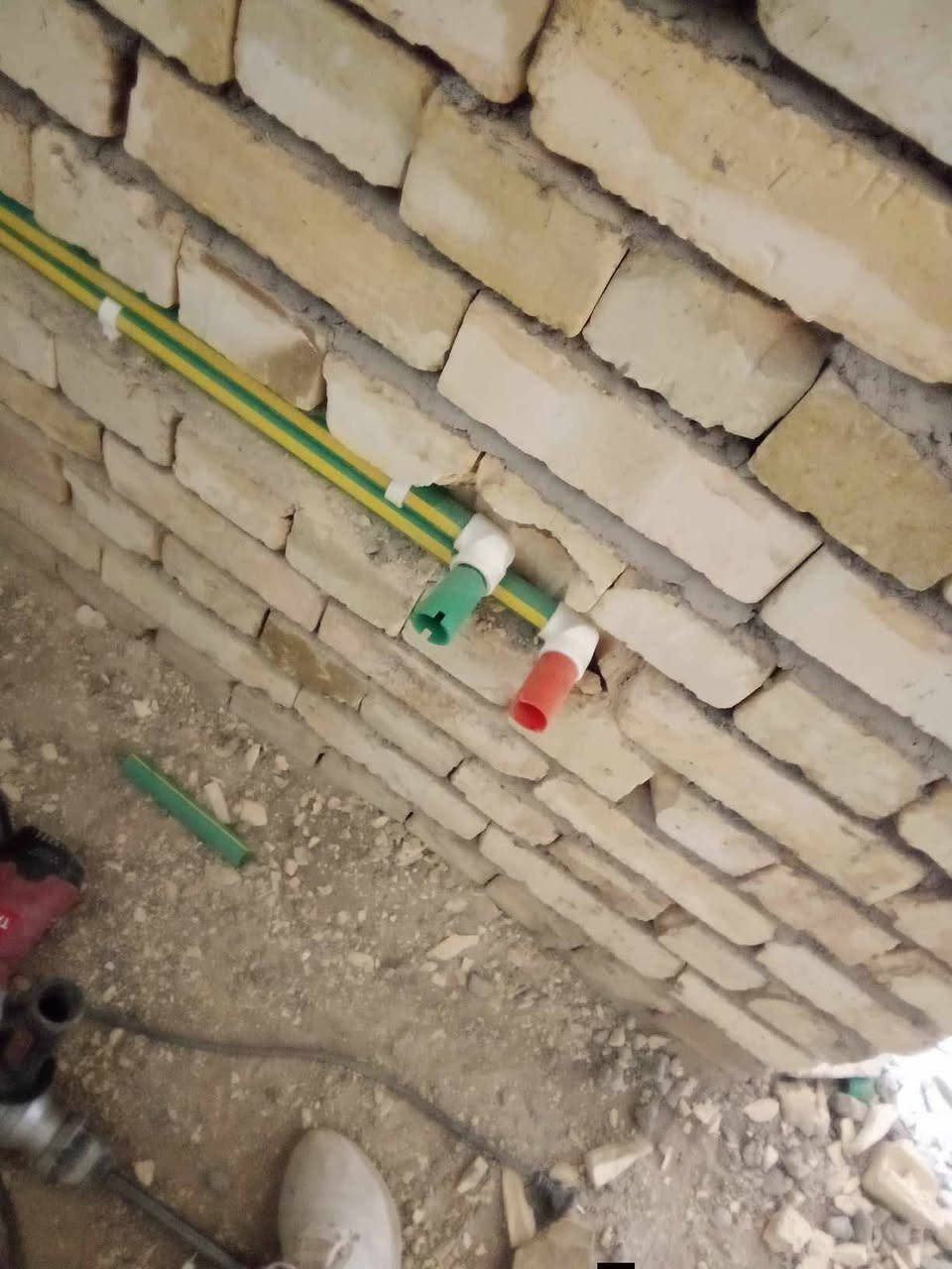 مياه ومجاري • ربط سخانات • أسعار مناسبة