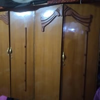 غرفه اخشاب مستعمل للبيع الكنتور ست بوب٦السعر 200 (07717982261)