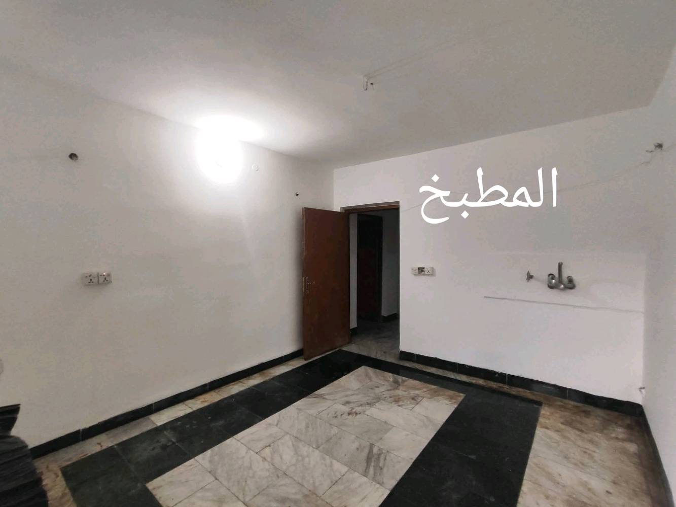 الغزالية • طابق ثاني • ١٦٠م